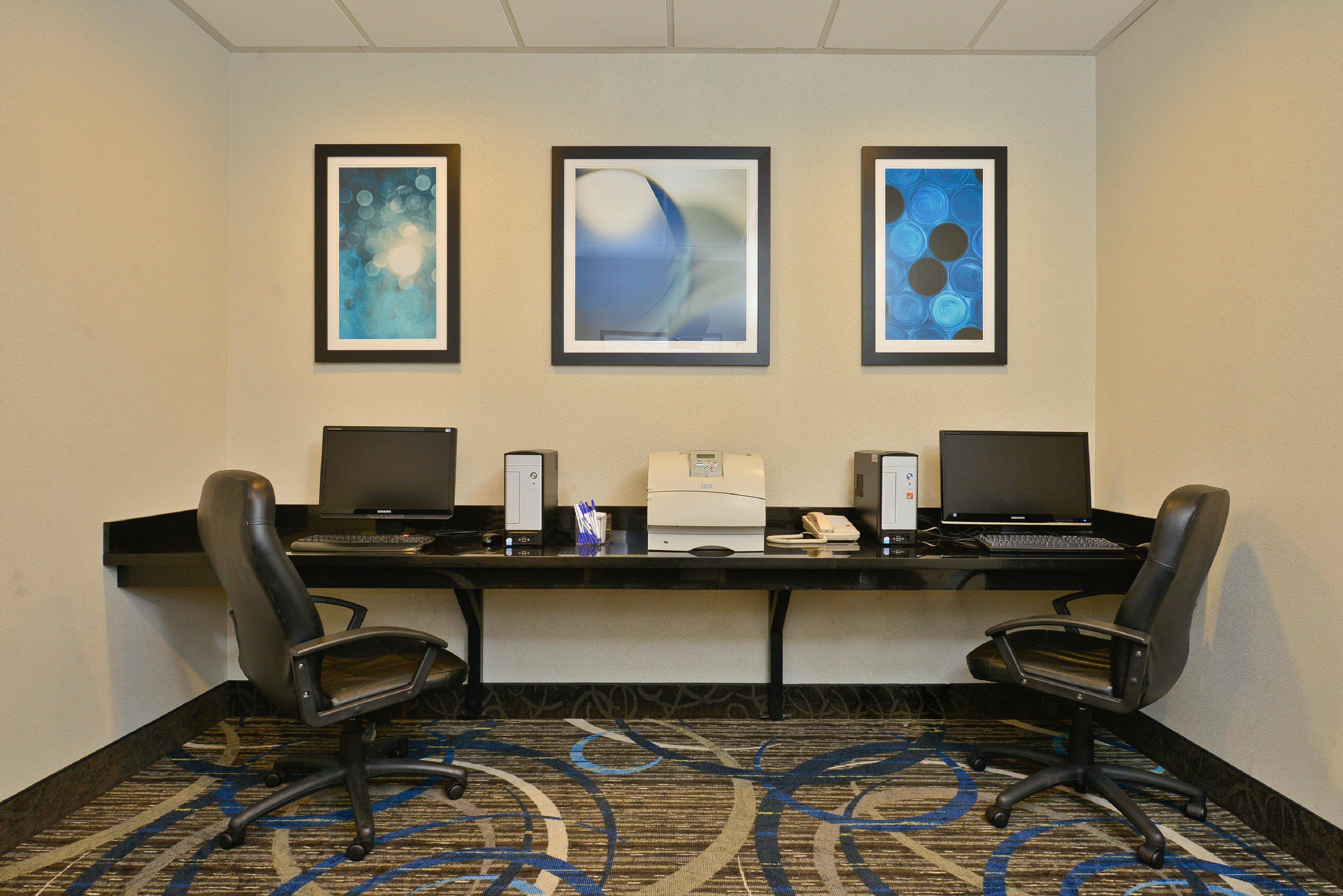 Holiday Inn Express & Suites Tacoma South - Lakewood By Ihg Εξωτερικό φωτογραφία