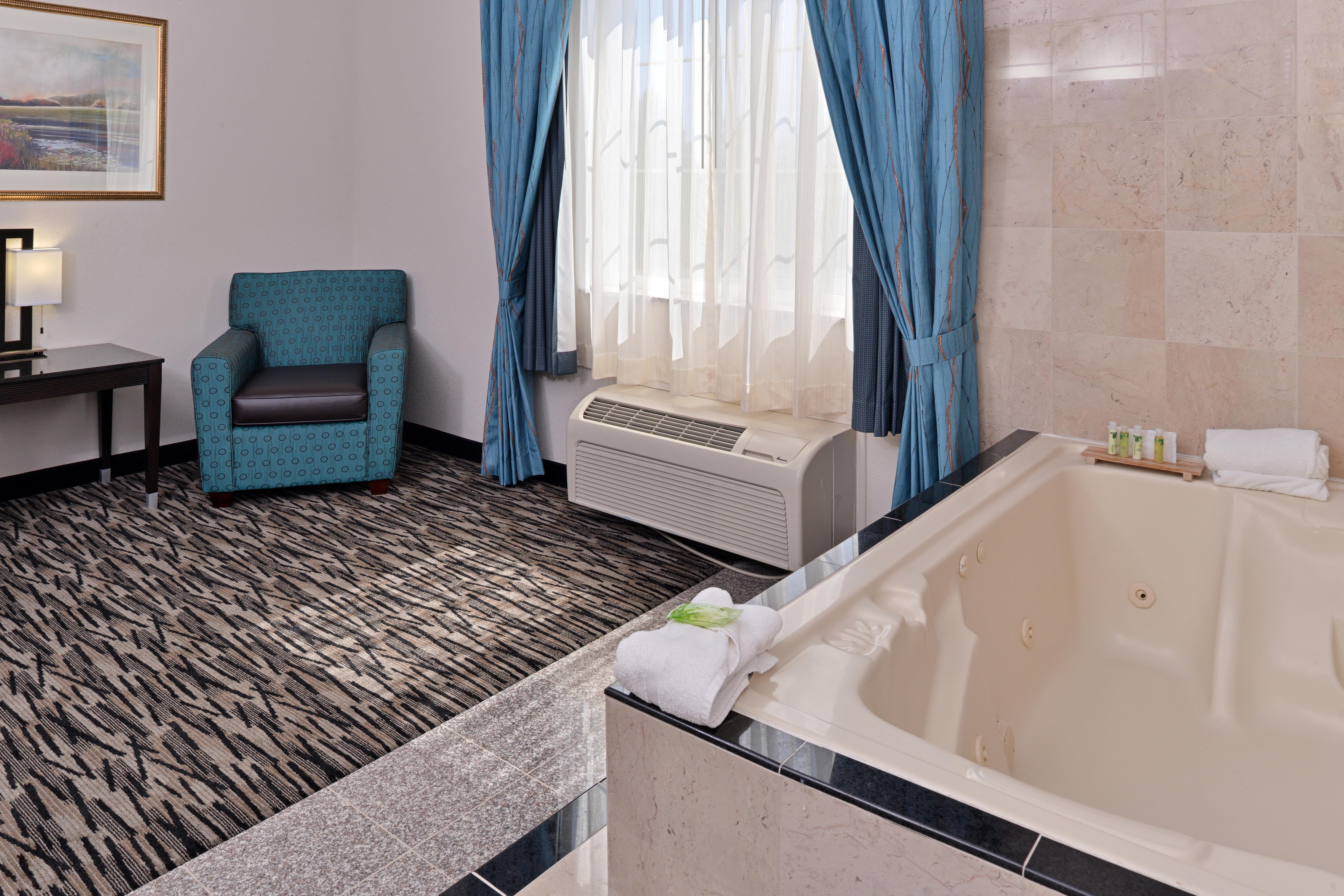 Holiday Inn Express & Suites Tacoma South - Lakewood By Ihg Εξωτερικό φωτογραφία