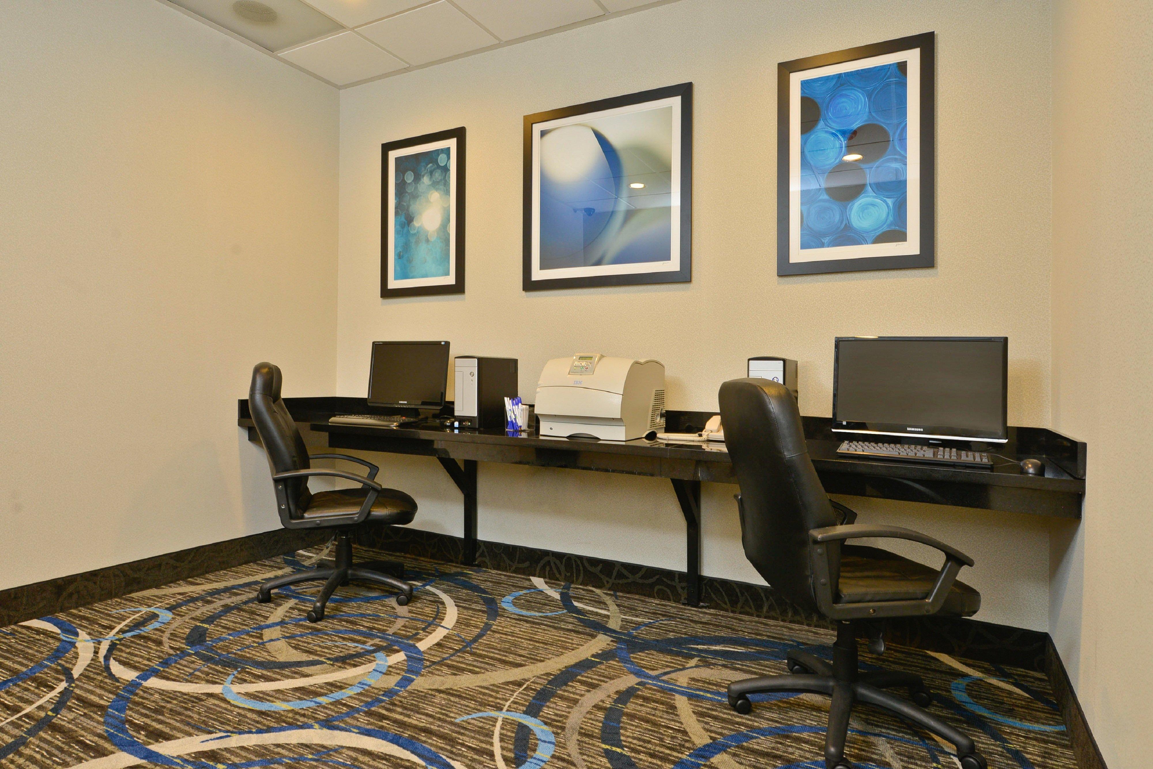 Holiday Inn Express & Suites Tacoma South - Lakewood By Ihg Εξωτερικό φωτογραφία