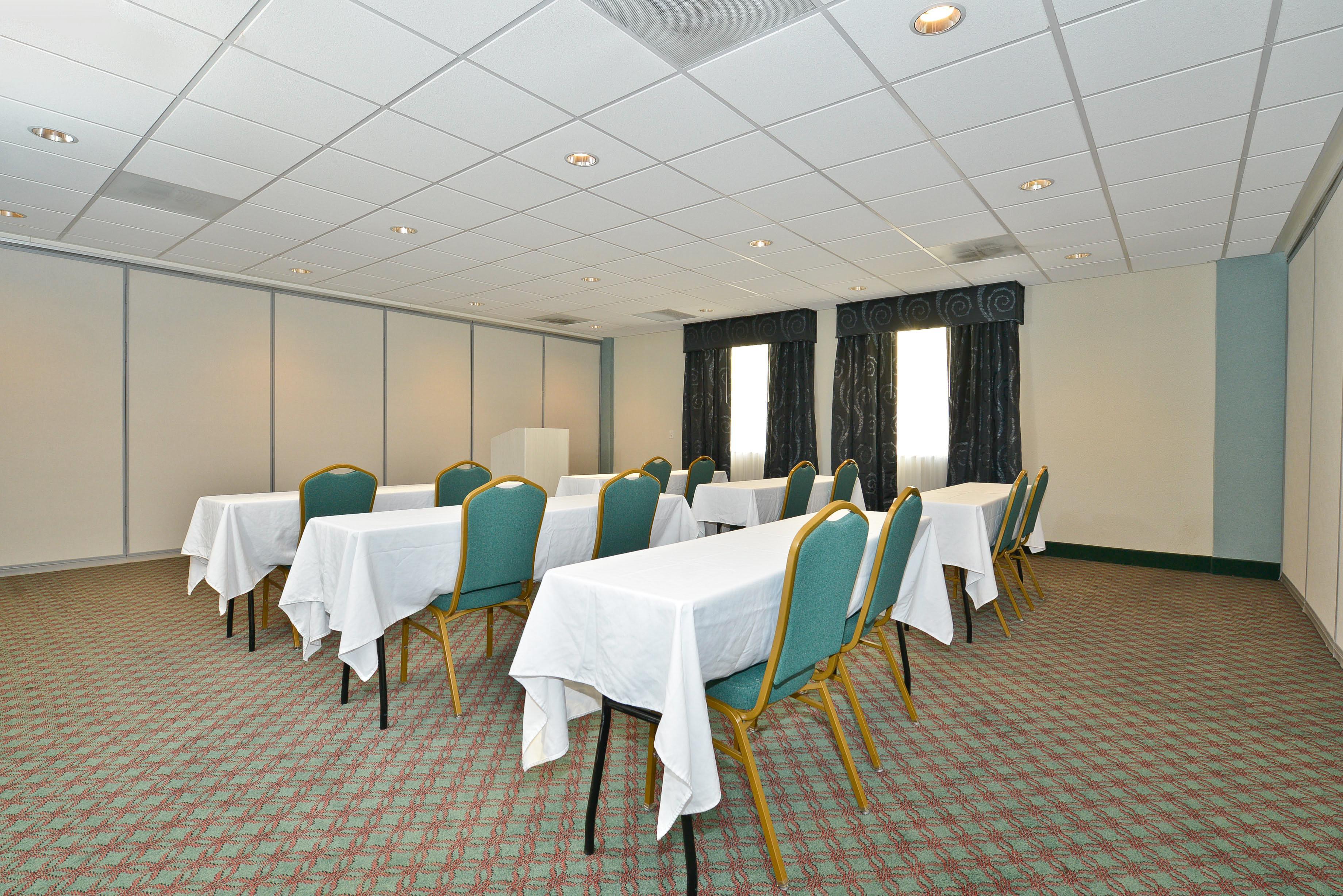 Holiday Inn Express & Suites Tacoma South - Lakewood By Ihg Εξωτερικό φωτογραφία