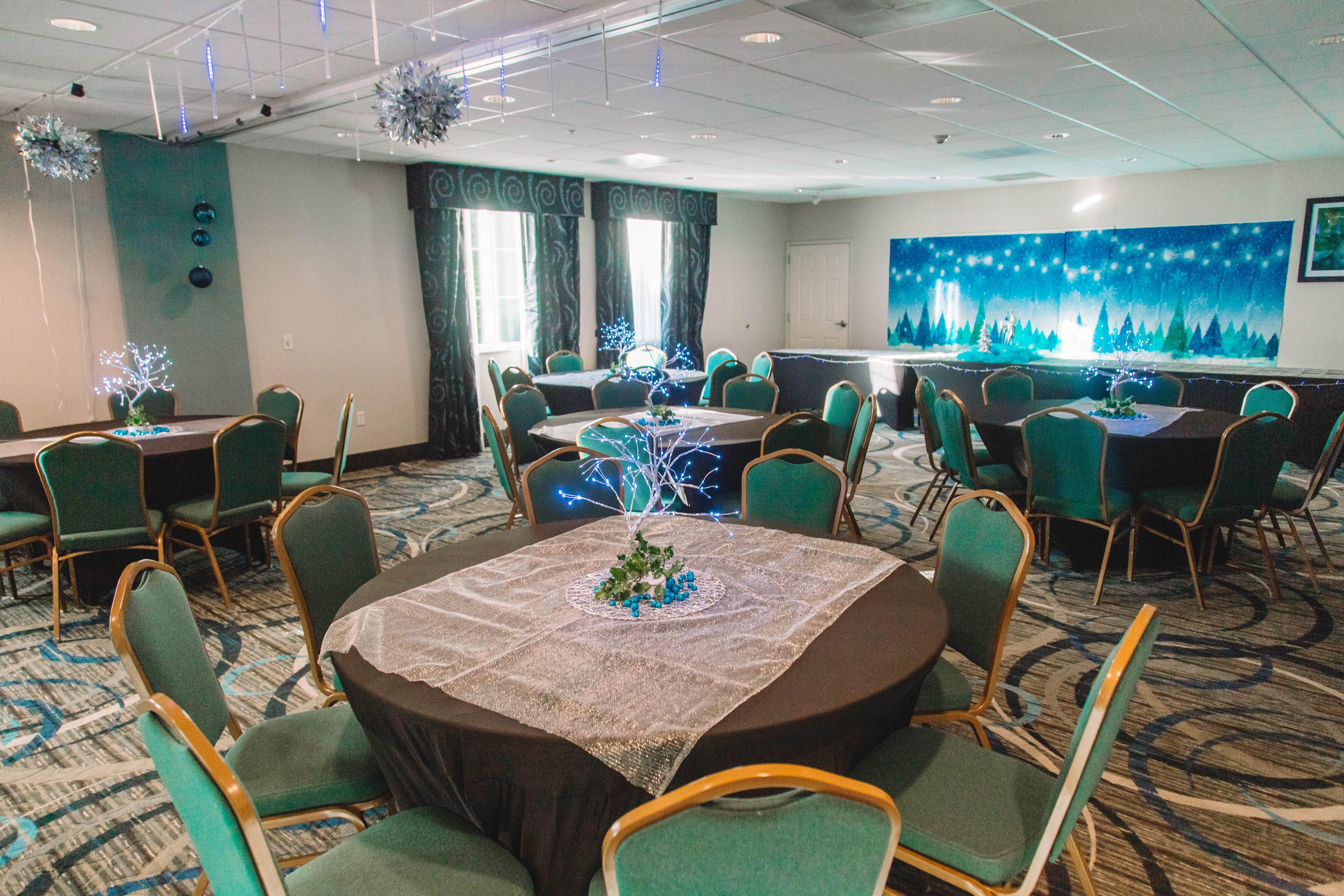 Holiday Inn Express & Suites Tacoma South - Lakewood By Ihg Εξωτερικό φωτογραφία