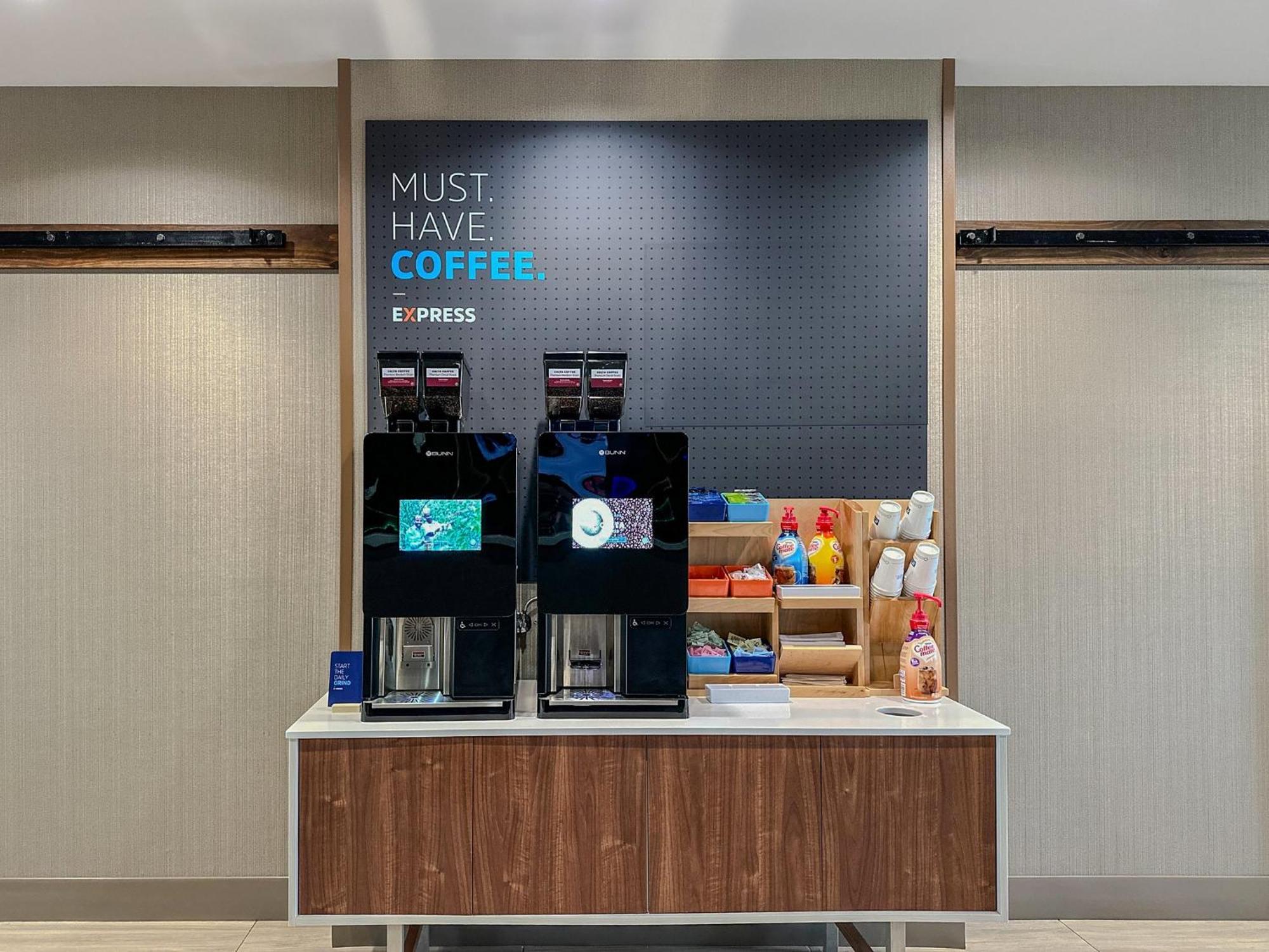 Holiday Inn Express & Suites Tacoma South - Lakewood By Ihg Εξωτερικό φωτογραφία