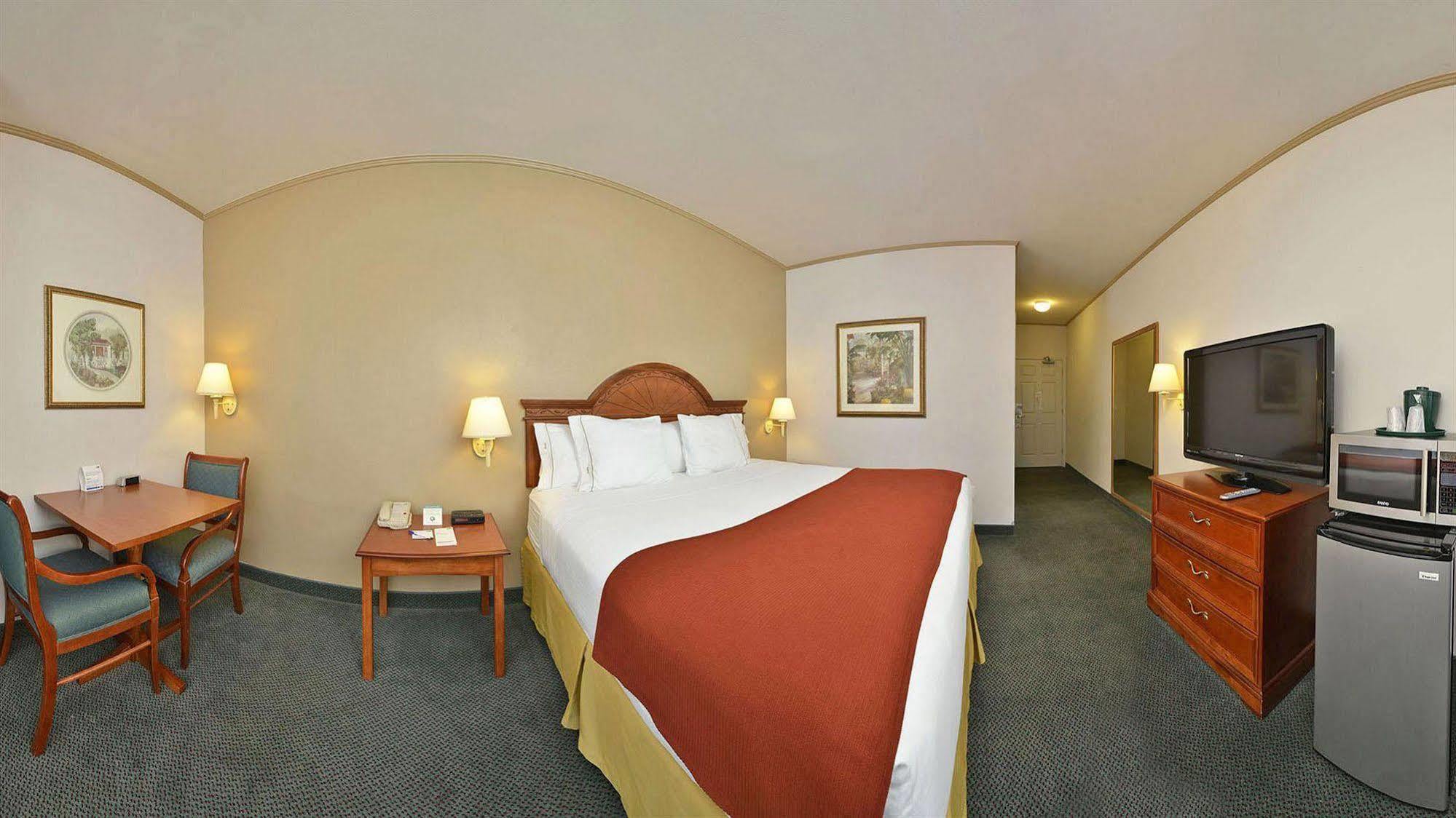 Holiday Inn Express & Suites Tacoma South - Lakewood By Ihg Εξωτερικό φωτογραφία